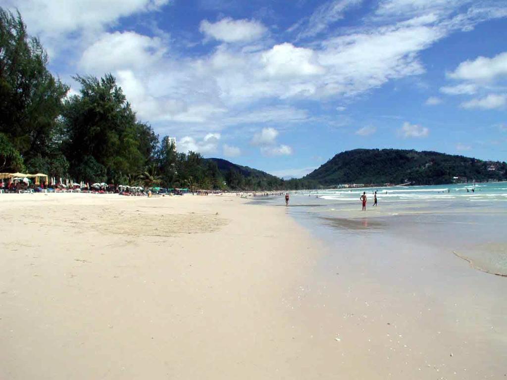 Patong 贝内蒂旅舍酒店 外观 照片